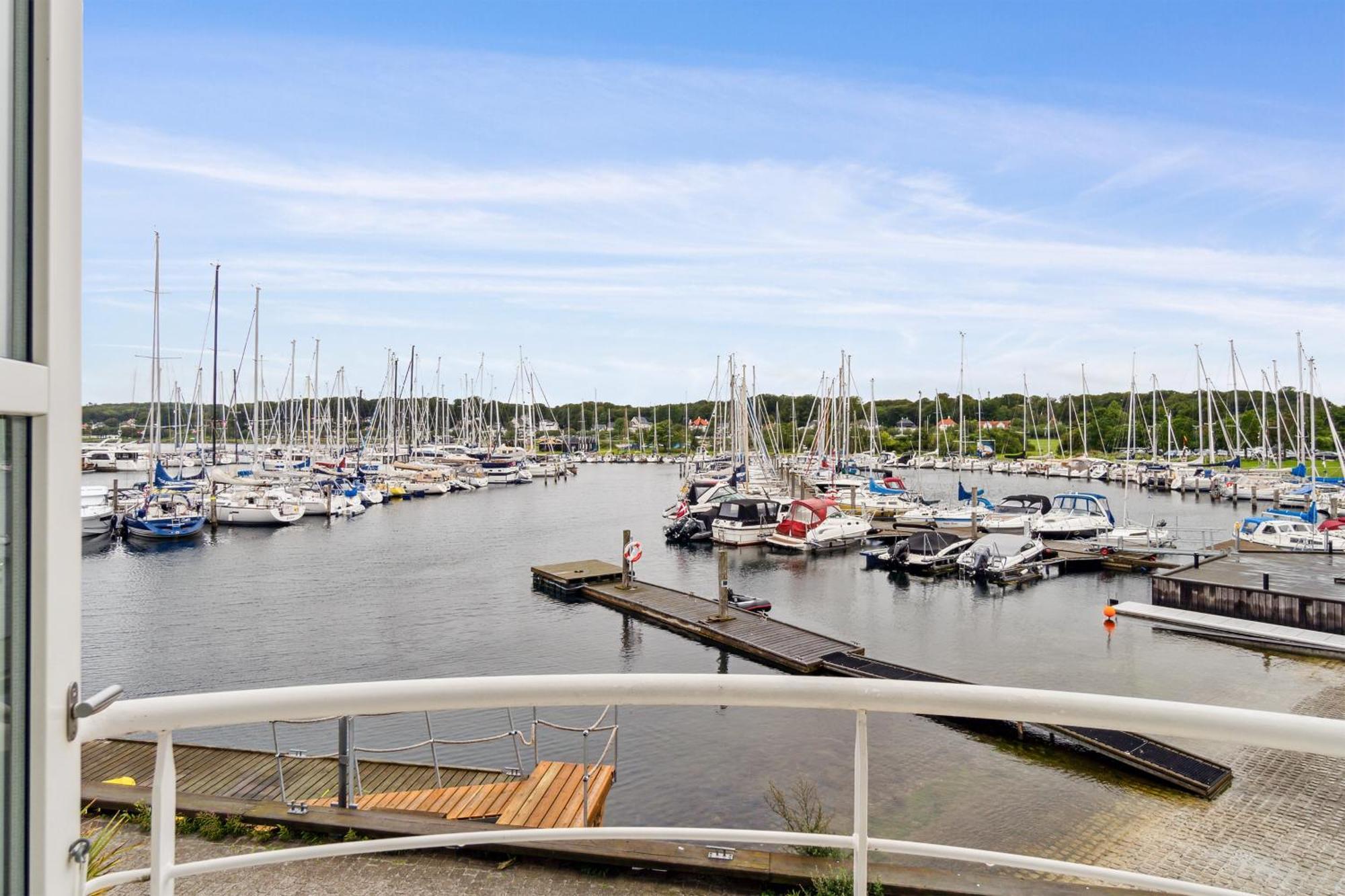 Bb-Hotel Aarhus Havnehotellet Экстерьер фото