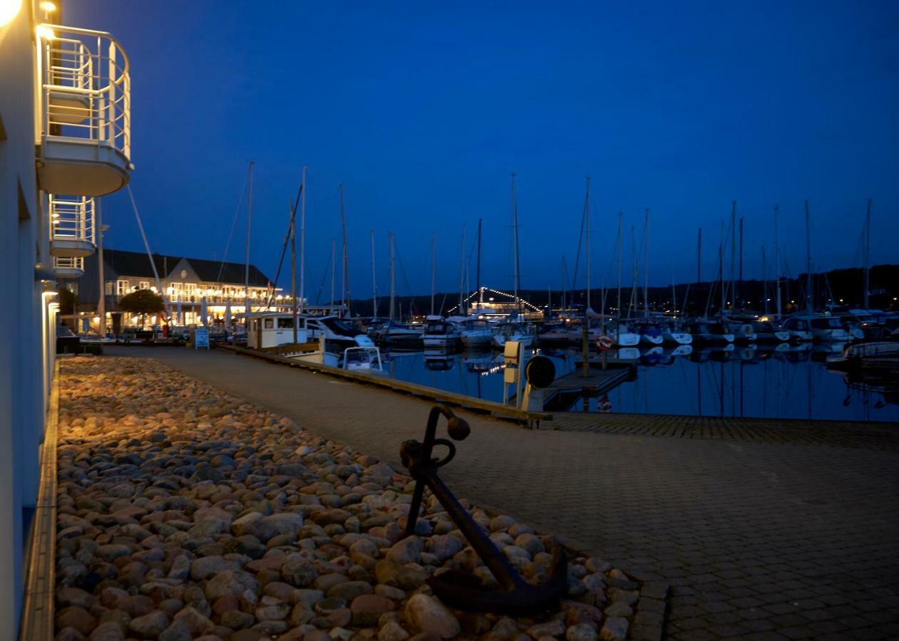 Bb-Hotel Aarhus Havnehotellet Экстерьер фото